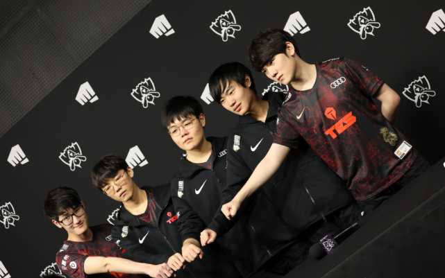 冉珂嘉的 冉珂嘉的