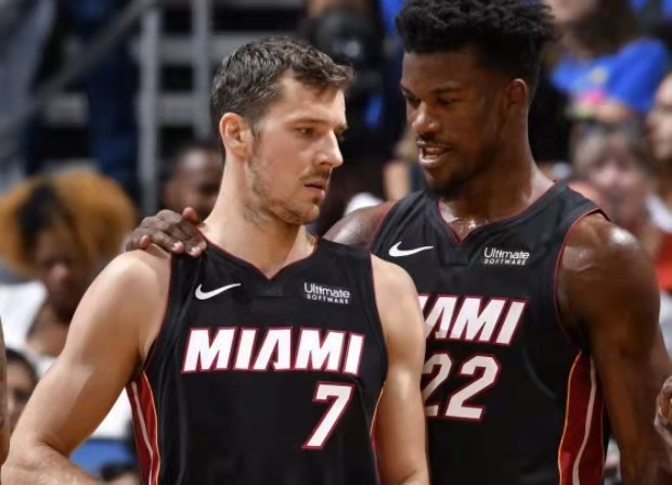 比赛中离场 比赛中离场